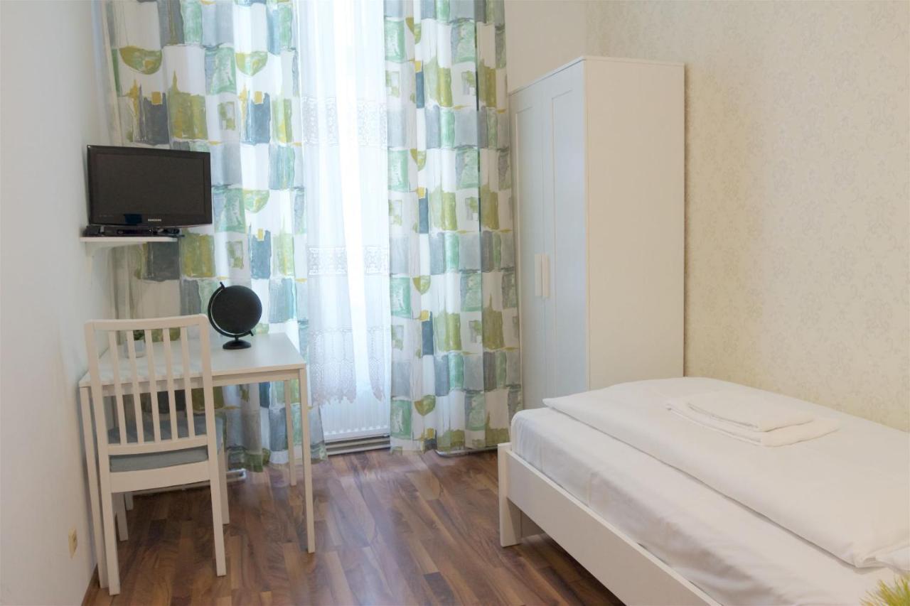 Hotel Pension Arpi Wien Eksteriør billede